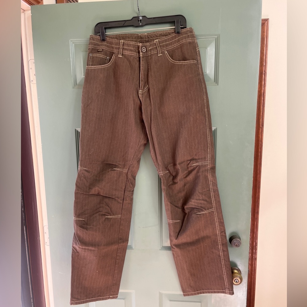 Kuhl patina dye  34x 34 cargo painter pants